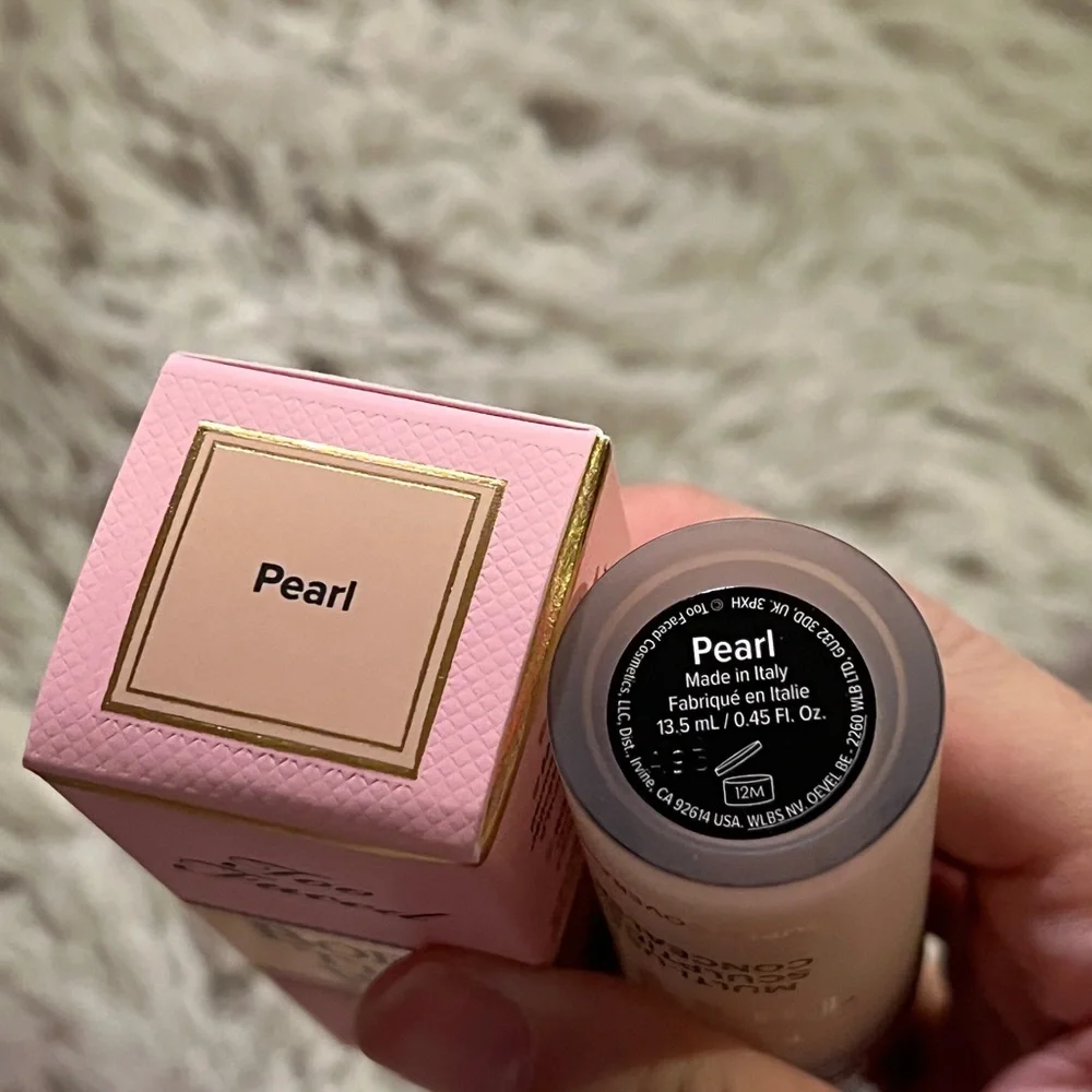 Too Faced Born This Way Super Coverage Multi-Use Sculpting Concealer Pearl